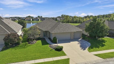 /international/us/8518-valencia-place-fort-wayne-in-110120452393/