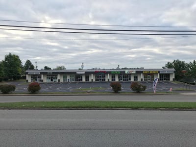 /international/us/114-blueberry-lane-nicholasville-ky-110104581385/
