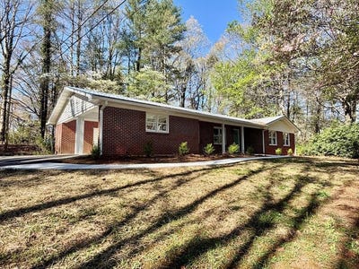 /international/us/51-lakeview-circle-morganton-ga-110107264169/