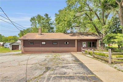 /international/us/777-n-ellsworth-avenue-salem-oh-110108879651/