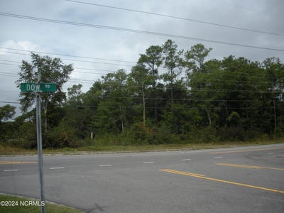 /international/us/700-dow-road-carolina-beach-nc-110103292007/