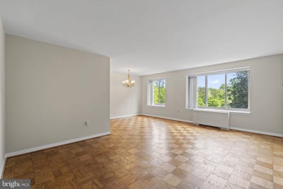 /international/us/3000-spout-run-parkway-arlington-va-110105355634/