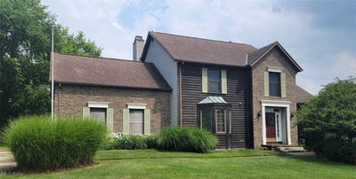 /international/us/8883-michaels-lane-broadview-heights-oh-110100819760/