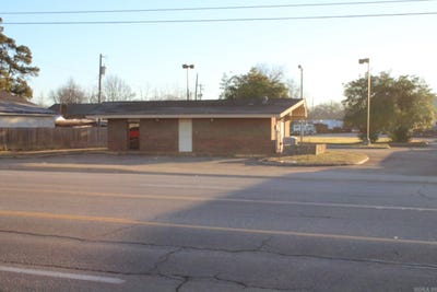 /international/us/1101-s-fourth-street-nashville-ar-110105396847/