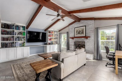 /international/us/3923-s-dorsey-lane-tempe-az-110098124631/