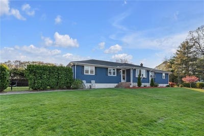 /international/us/62-canonchet-trail-cranston-ri-110107810607/