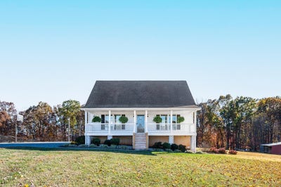 /international/us/1950-dundee-road-huddleston-va-110103693212/