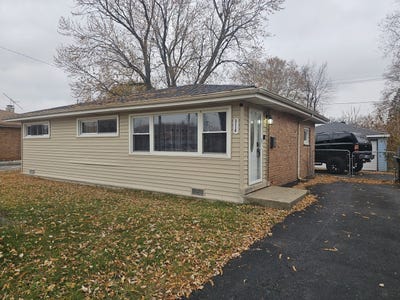 /international/us/3114-w-163rd-street-markham-il-110103696042/