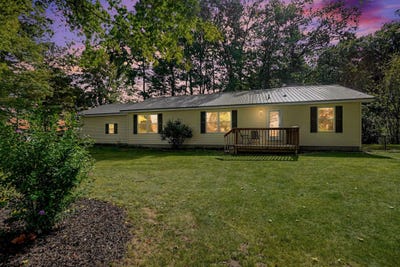 /international/us/5565-cozy-point-drive-newaygo-mi-110110307789/