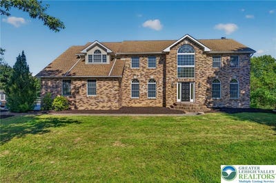 /international/us/630-clearfield-road-bushkill-twp-pa-110110138756/