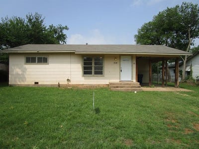 /international/us/514-s-avenue-c-olney-tx-110107054367/