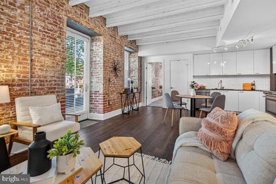 /international/us/515-n-washington-street-alexandria-va-110108906583/