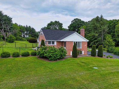 /international/us/3532-dairy-road-christiansburg-va-110108568353/