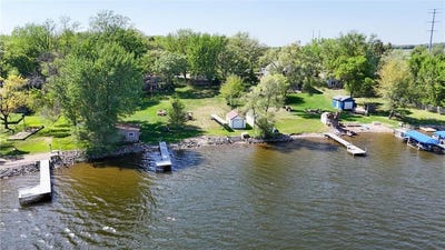 /international/us/14664-devitt-avenue-nw-silver-creek-twp-mn-110106849983/