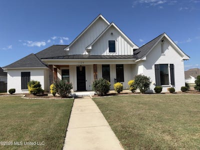 /international/us/129-coventry-lane-canton-ms-110120535505/