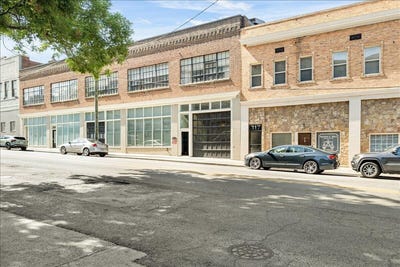 /international/us/319-campbell-ave-sw-roanoke-va-110108193660/