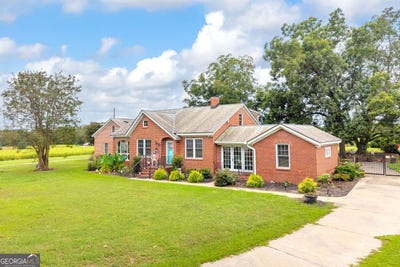 /international/us/121-bailey-place-road-lavonia-ga-110120019049/