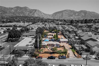 /international/us/13148-gladstone-avenue-sylmar-ca-110090485204/