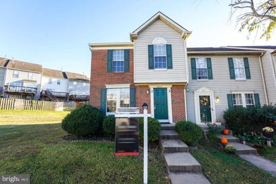 /international/us/3433-belleplain-court-dumfries-va-110108437719/