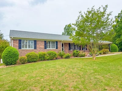 /international/us/1290-tuckers-road-keysville-va-110107859497/