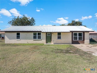 /international/us/575-farm-road-1602-jonesboro-tx-110106324148/