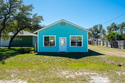 /international/us/408-broadway-st-fulton-tx-110097727398/