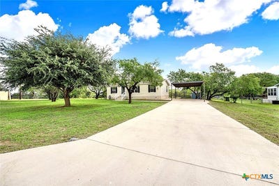 /international/us/105-pioneer-home-seguin-tx-110108150725/