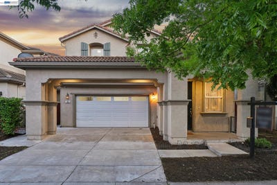 /international/us/300-american-farms-ave-lathrop-ca-110107893150/