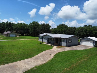 /international/us/260-county-road-1885-yantis-tx-110108587893/