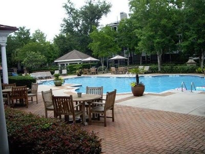 /international/us/1424-telfair-way-charleston-sc-110104600777/