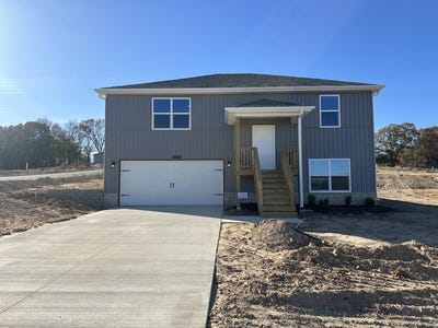 /international/us/815-shorthorn-lane-marshfield-mo-110101007919/