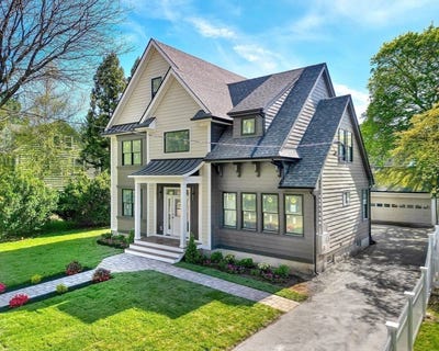 /international/us/44-cabot-street-winchester-ma-110099558287/