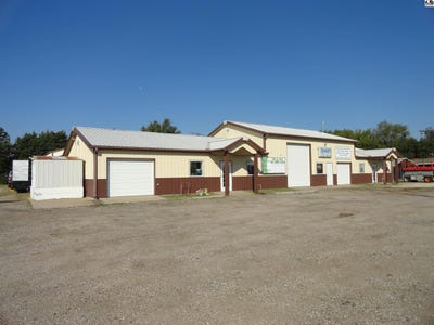 /international/us/429-n-hwy-81-bypass-mcpherson-ks-110102851564/