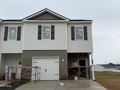 /international/us/141-holt-way-blountville-tn-110106126488/
