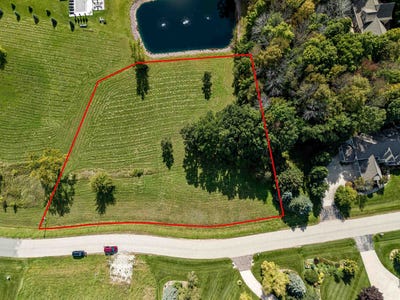 /international/us/w9023-forest-ridge-drive-hortonville-wi-110120020851/