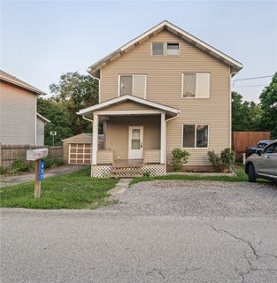 /international/us/637-memorial-drive-plum-boro-pa-110100675760/