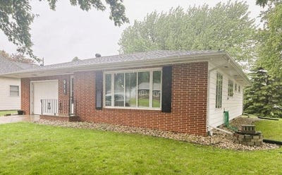 /international/us/911-lincoln-street-boyden-ia-110108281542/