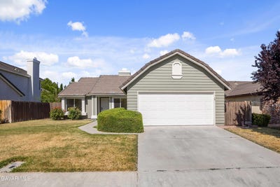 /international/us/44215-w-32nd-street-lancaster-ca-110100527904/