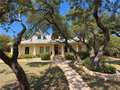 /international/us/801-rainbows-end-rd-wimberley-tx-110120455241/