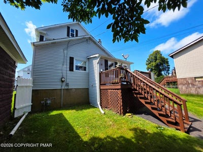 /international/us/420-park-street-freeland-pa-110109978830/