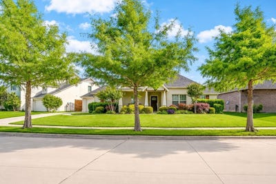 /international/us/321-blue-stem-lane-aledo-tx-110107379608/