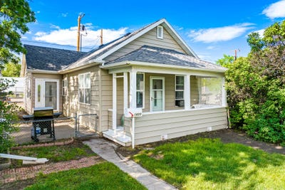 /international/us/1420-6th-avenue-n-great-falls-mt-110108615049/?lang=id