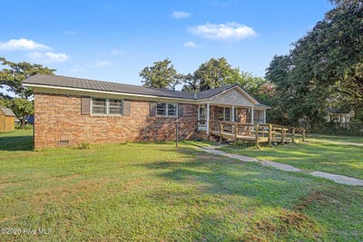 /international/us/111-grenaco-lane-rockingham-nc-110109668339/