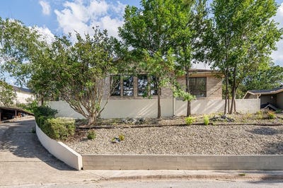 /international/us/1307-n-malibu-dr-kerrville-tx-110108493459/