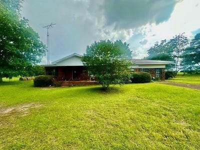 /international/us/869-county-road-79-s-eufaula-al-110100348915/