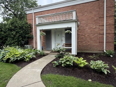/international/us/1531-palmgren-drive-glenview-il-110109141825/