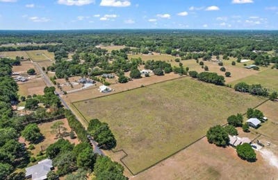 /international/us/15153-se-73rd-avenue-summerfield-fl-110106225259/