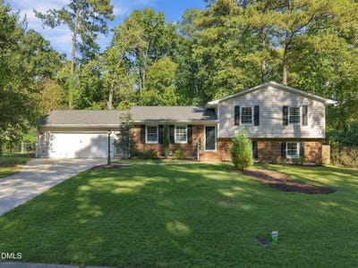 /international/us/1512-brooklyn-road-apex-nc-110120420502/