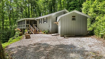 /international/us/592-snow-hill-falls-circle-franklin-nc-110101136029/?lang=zh-tw