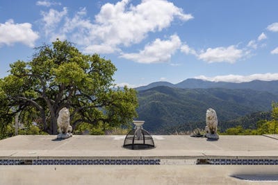 /international/us/35000-sky-ranch-rd-carmel-valley-ca-110104867262/